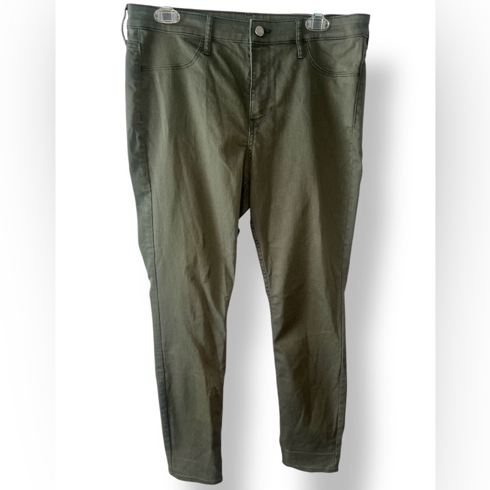 H&M Olive Green Skinny Ankle Pants